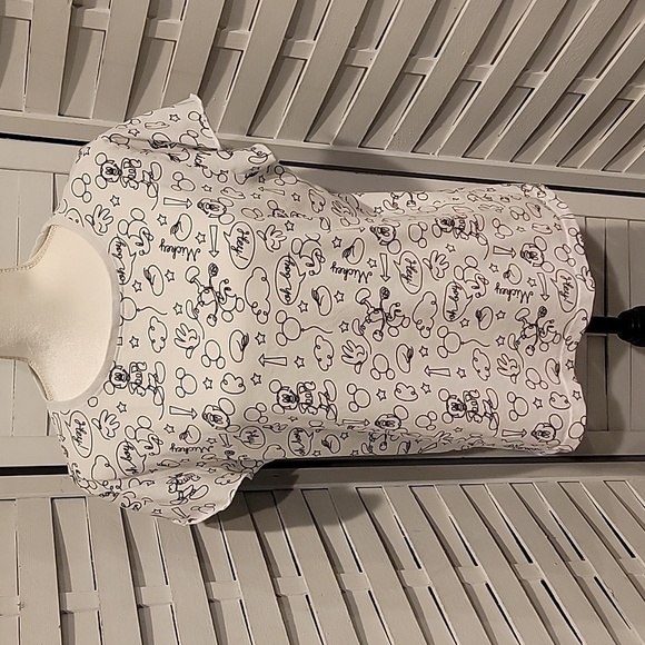 Disney Mickey Mouse Black And White  Hey! Oh Boy Ladies T‎ Shirt Size Large - Picture 1 of 4